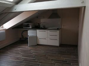 T1bis equipé a louer 2° et dernier etage proche facs