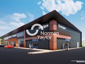 Local commercial 750 m²