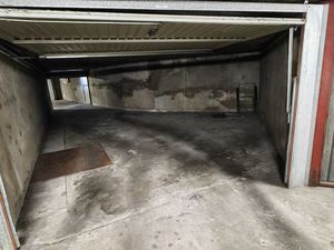 Double parking/Box 25-30m² - Centre ville - Parc Steinbach - usage double parking ou stock