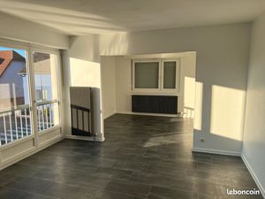 Lumineux F3/4 proche centre village