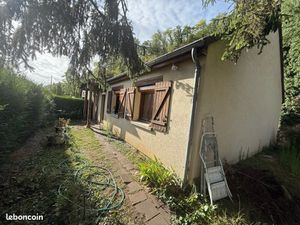 Pavillon plain-pied  trois jambes