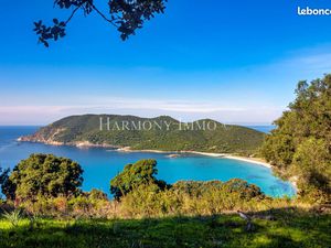 Local camping 35 000 m²