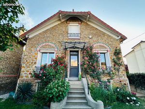 Pavillon meulière entièrement rénové