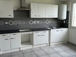 A louer maison T3 St Christoly de Blaye