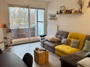 Joli T2 meublé entièrement rénové - parc Fiancey