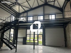 Local d'activité 356 m²