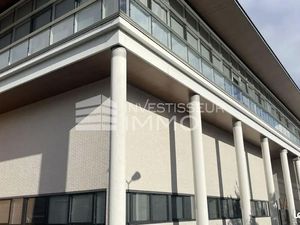 Local d'activité 7 096 m²