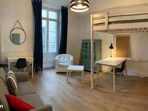 26m² rénové  meublé – proche Quai de la Fosse