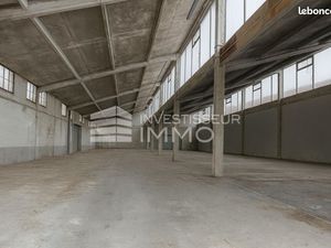 Local industriel 500 m²