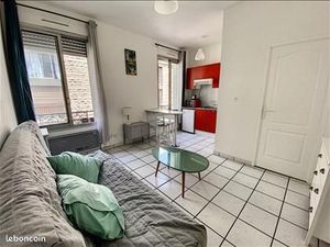 Studio 1 pièce 18 m²