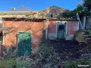 Cabanon / jardin/centre de Cucuron