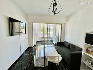 Studio 1 pièce 33 m²