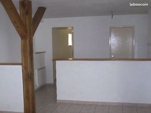 Bourg de Challes appartement T3
