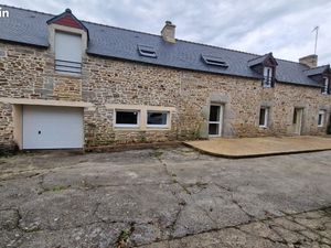 A louer - longere mitoyenne