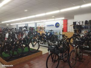 Magasin de vente et reparation cycles