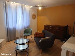 T2 meublé lumineux rez de chaussée