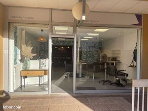 Local 53 m2 bureau médical/paramédical autres CC Gazonfier Le Mans