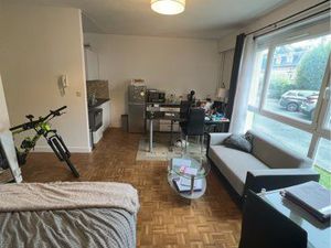 Studio avec cave et parking