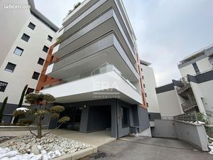 Parking/box 15 m² ANNECY