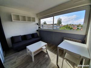 Studio meublé + place de parking proche CHU rue d'Arlac