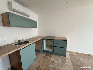 T2 Neuf dans un immeuble proche centre avec une place de parking ?️