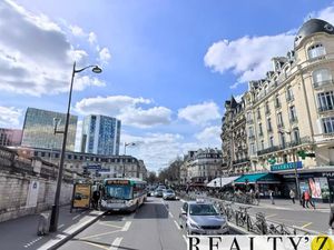 Local commercial 190 m²