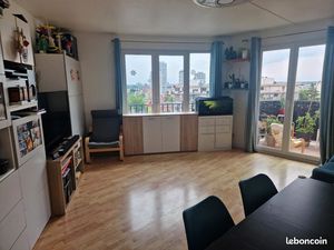 THIAIS - APPARTEMENT DE 3P DANS RESIDENCE MODERNE 2004 avec cave + parking s/sol