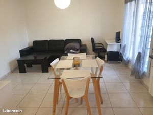 Location meublé (ou non) VEMARS T2 43m² + grande terrasse + garage + cave / aéroport roiss