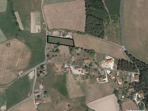 Terrain constructible à GRAZAC (43)