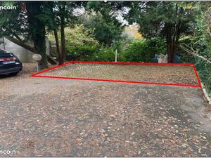 Vente deux places de parking mitoyennes