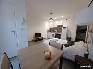 Studio 1 pièce 23 m²