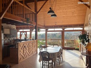 Maison 145 m2 sur terrain de 557m2