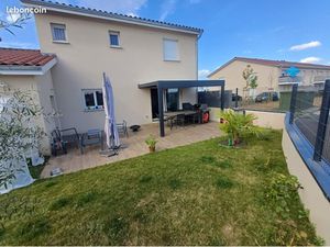 Maison 102m² 4 pièces - Lacenas
