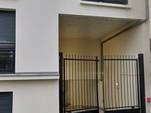 Place de Parking s/sol - 60 - Brou sur Chantereine