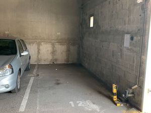 Place de parking couvert Gallieni