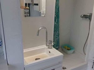 Bureau cosy aménagé 75001