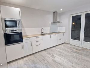 Maison avec jardin et garage