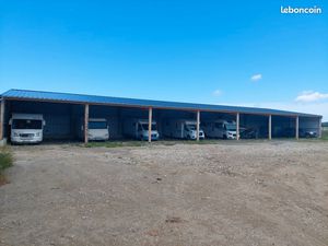 Hivernage camping car  bateaux  vehicule de collection