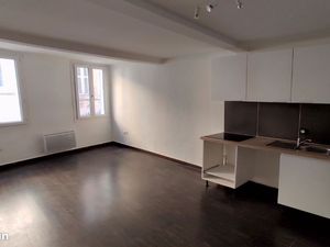 T2 quartier hôtel de ville - proximité immédiate VIEUX PORT/PANIER