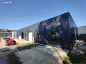 Local d'activité 1 150 m²