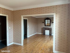 A LOUER grand T4 disponible de suite