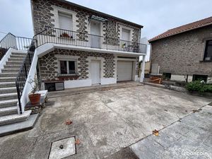 Appartement F3 avec garage et cour