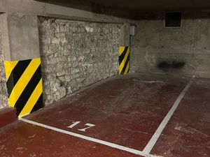 Location parking Paris 18 - 110 rue Lamarch
