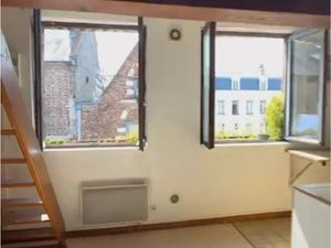 Appartement meublé 26 m² – Vieux-Lille – Dernier étage  lumineux et calme - Travaux en cou