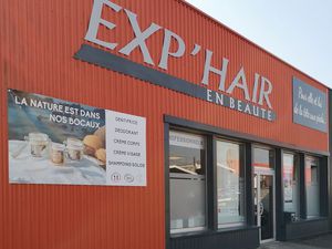 Distribution de produits capillaires et esthétiques