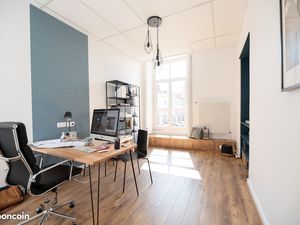 Très beau BUREAU à louer centre ville d’Issoire