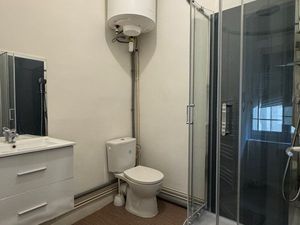 T1 avec coin nuit séparé - centre-ville Place René Goblet avec chauffage compris