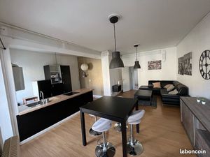 Location T3 meublé cœur des Chartrons