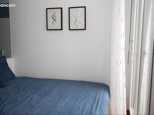 Lumineux appartement de 2 pièces au dernier étage