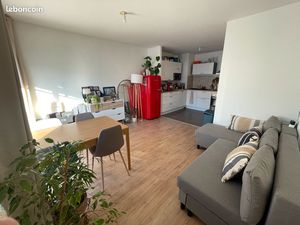 Location appartement T2 La Madeleine meublé + parking